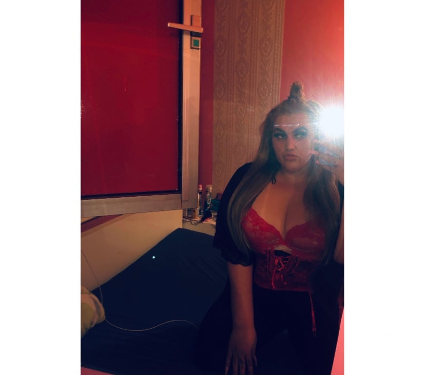 Trans Escorts East London Newham - Photos for THICK AMELIA FAT ASS PARTY 🍑