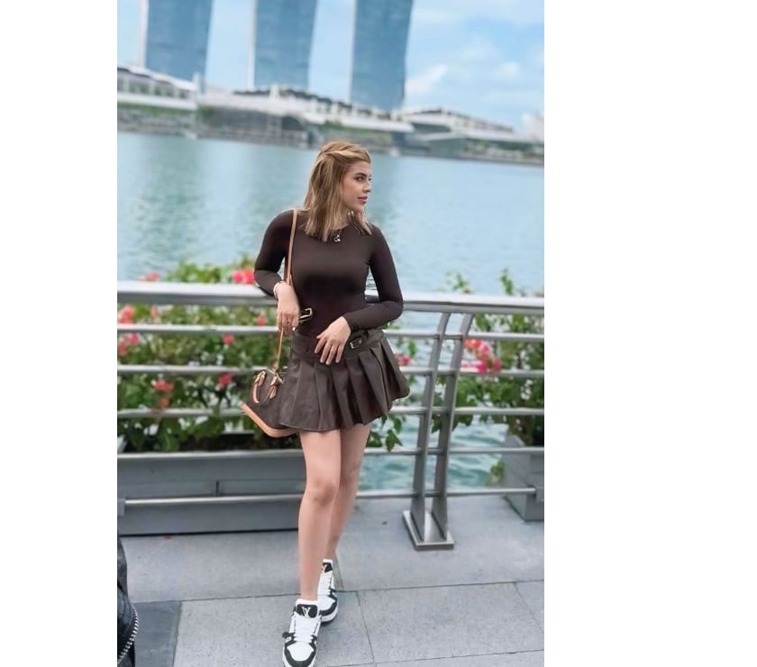 Escorts East London Barking Station - East London - Photos for BLONDE BRAZILIAN PARTY GIRL