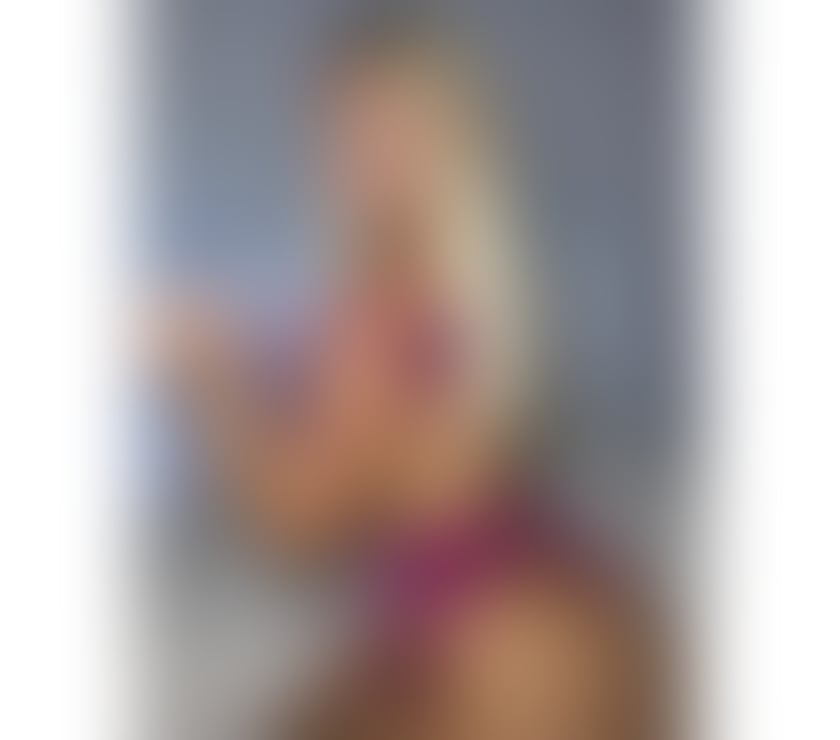 Escorts and Massages Leeds City Centre Leeds - Photos for beautiful woman always smiling and very open-minded.