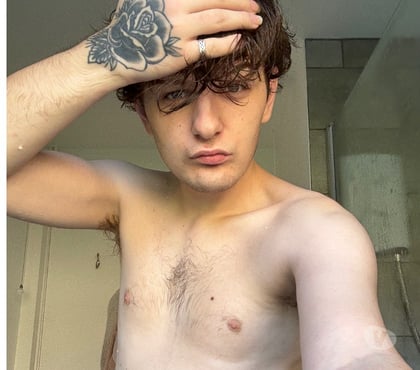 Gay escorts Plymouth City Centre Plymouth - Photos for Horny 25 year old Gay Escort in Plymouth