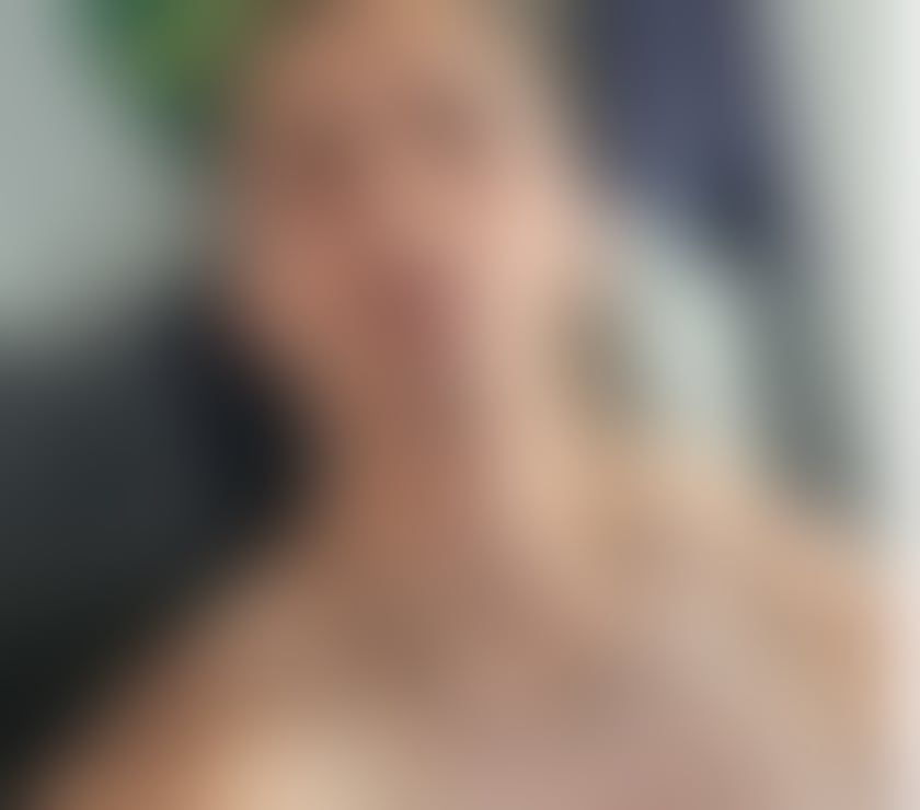 Escorts South West London Lambeth - Photos for MUSCLY MALE ESCORT (FEMALES ONLY)