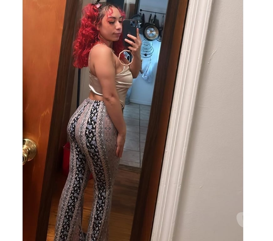 Escorts Carmarthenshire - Wales Kidwelly - Carmarthenshire - Photos for Sweet , fantasy cosmy lady available in town