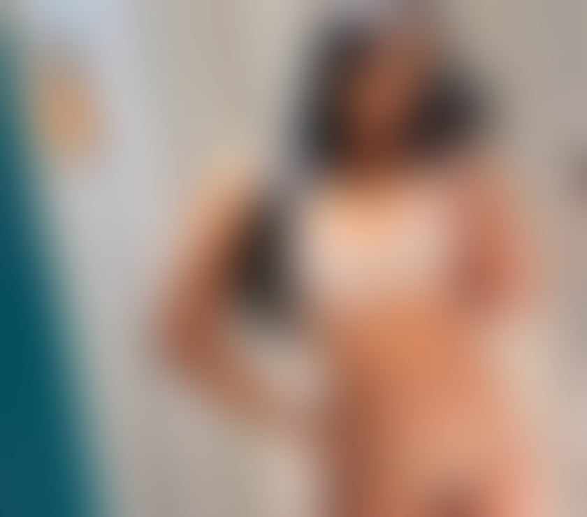 Escorts Greater Manchester Manchester - Photos for 07441424114, Sofia, Brazilian