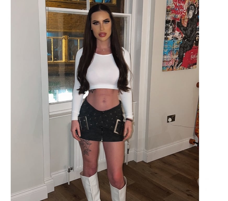 Adult Entertainment South East London Surrey Quays Station - South East London - Photos for AVAILABLE - : +44 7405 570011 🎥