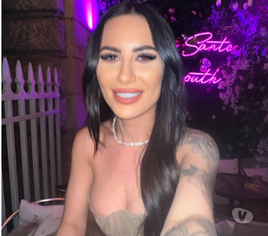 Adult Entertainment South East London Surrey Quays Station - South East London - Photos for (COUPLE) AVAILABLE - : +44 7405 570011 🎥