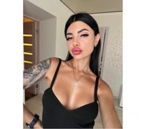 SKINNY BRUNETTE✨FIRST TIME JUST ARRIVED💫❤️