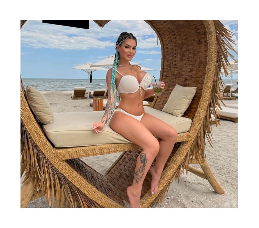 Escorts York York City Centre - York - Photos for Party party new new , discreet lady