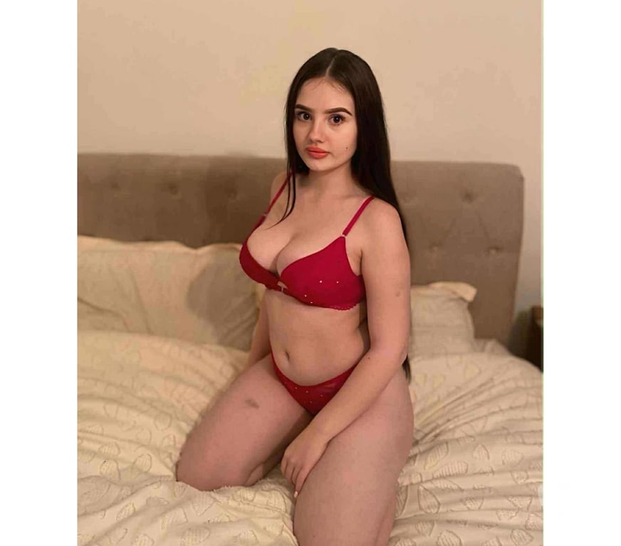 Escorts North London Enfield - Photos for Barbie new girl there