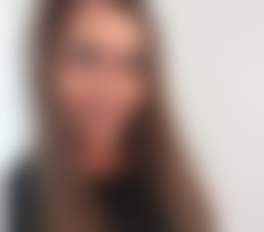 ENGLISH ESSEX ~ TATTOOED HOLLY