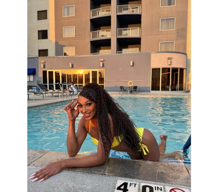 Trans Escorts Nottinghamshire Nottingham - Photos for 🔥Pamela Mature Hot TRANSEXUAL in Nottingham🔥