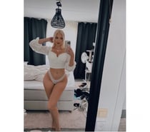 Just arrived , new here , hot blonde