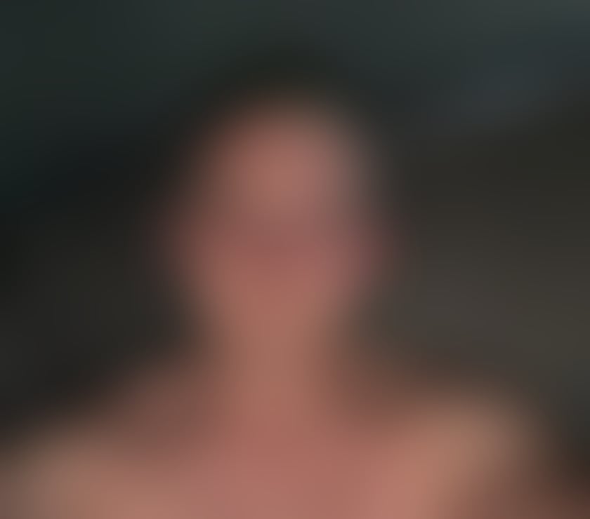 Swingers Dewsbury Kirklees - Photos for looking for a fun couple female