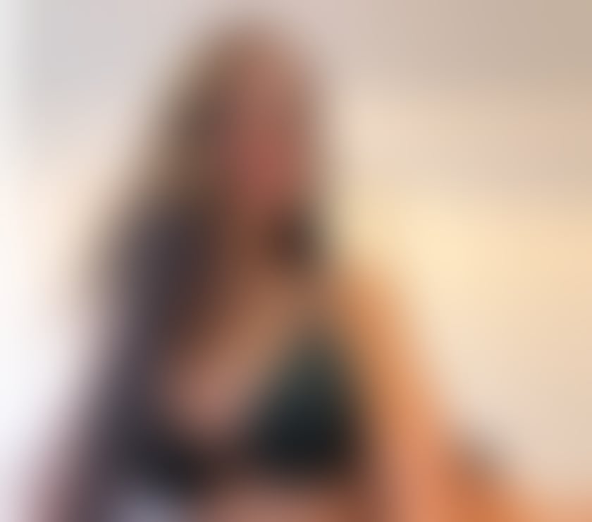 Escorts West London Acton Central Station - West London - Photos for Yara- Tântric Massage from Amazon Brazil