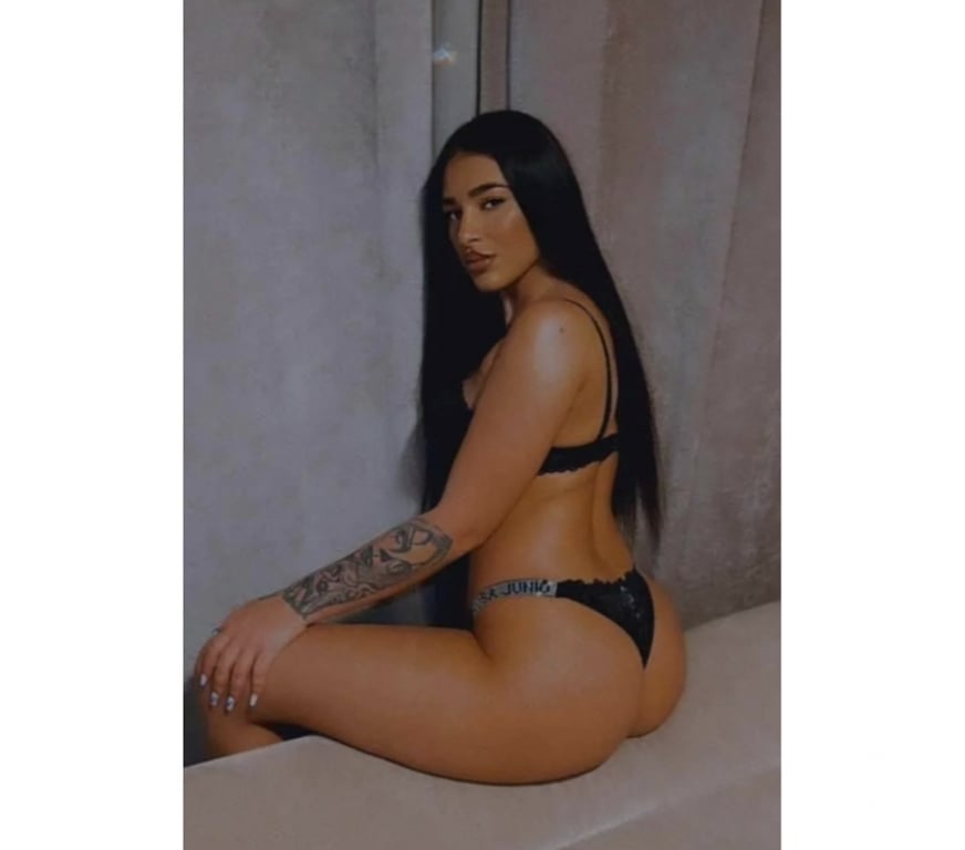 Escorts South West London Tooting Broadway Station - South West London - Photos for Ally 🥳 NEW girl in town 📞 CALL NOW 📞 💕