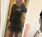 40 yr old blonde MILF £15 for 5 min 07438831083