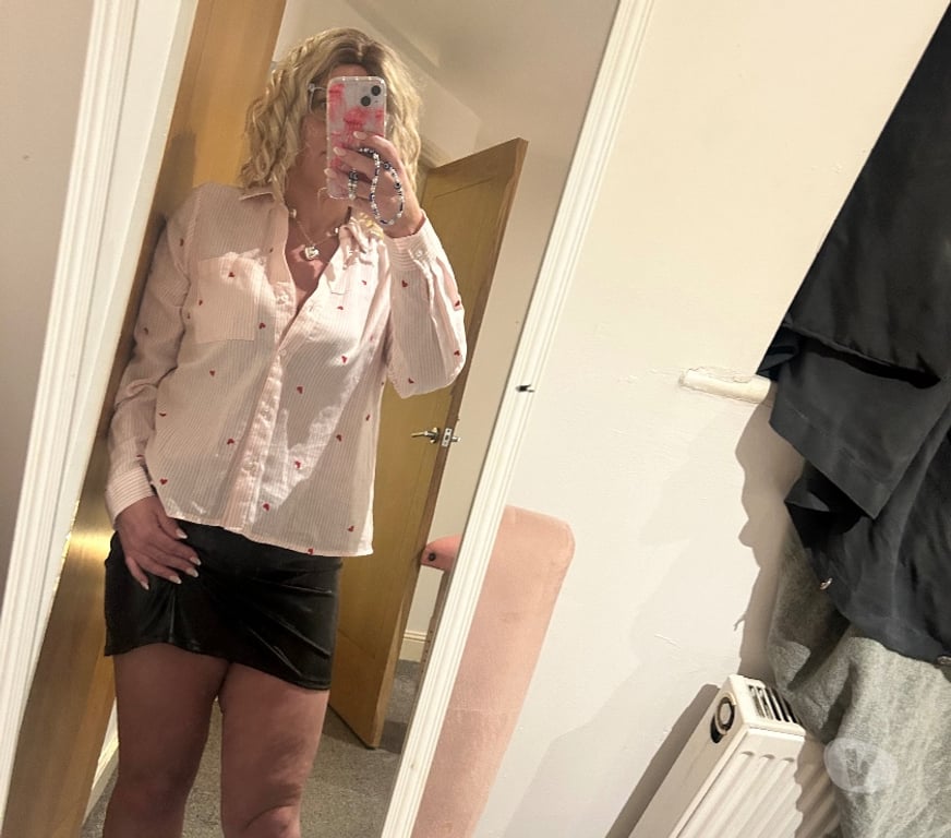 Adult Entertainment Halton Widnes - Halton - Photos for Bee Hairy MILF ENGLISH £2 @ min 💋💋💋07542899163