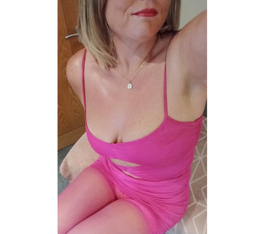 Adult Entertainment Merseyside Liverpool - Photos for Housewife hairy blonde MILF £15 07542899163