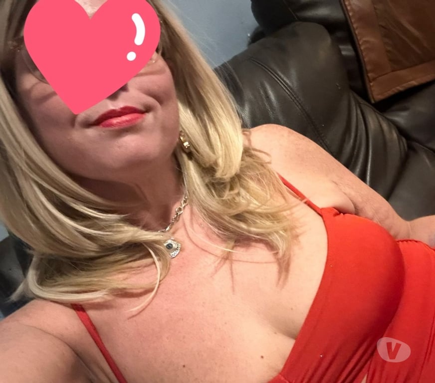 Adult Entertainment Warrington Warrington Town Centre - Warrington - Photos for Housewife alone blonde MILF £15 for 5 min 07438831083