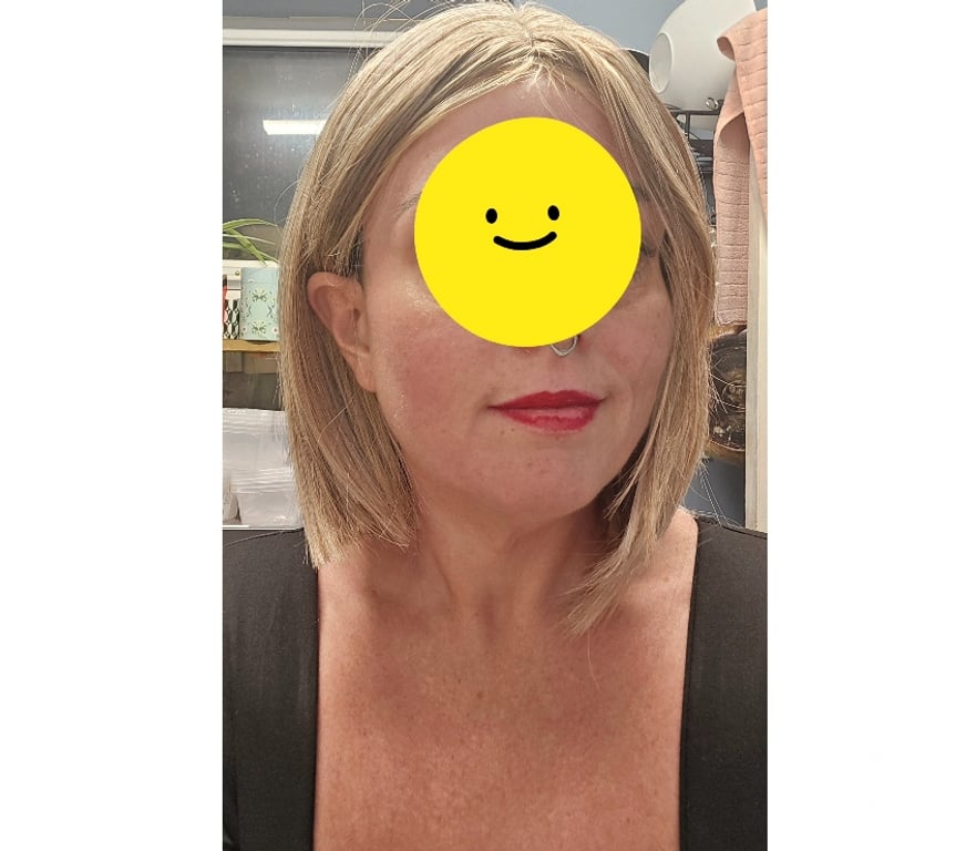 Adult Entertainment Warrington Warrington Town Centre - Warrington - Photos for Housewife alone blonde MILF £15 for 5 min 07438831083
