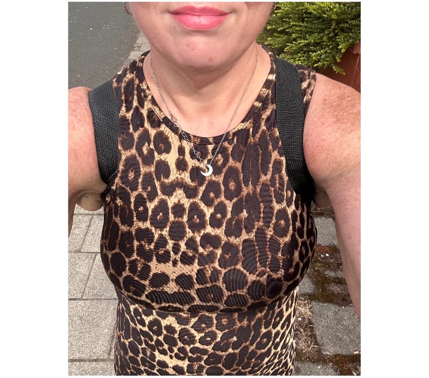 Adult Entertainment Warrington Croft - Warrington - Photos for Housewife hairy MILF £15 for 5 min