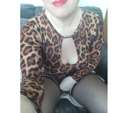 Adult Entertainment Widnes Halton - Photos for Bee Hairy MILF ENGLISH 07542899163 £2 @ min 💋💋💋