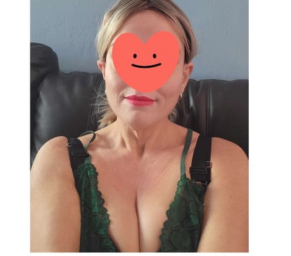 Adult Entertainment Widnes Halton - Photos for Bored housewife alone MILF ENGLISH £2 @ min 💋💋💋