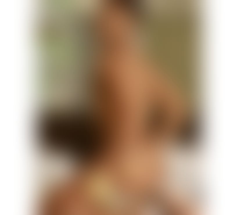  Gay massage West London Shepherds Bush Station - West London - Photos for Brazilian brunette, big, available for top massage.