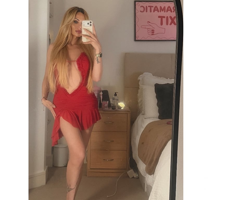 Trans Escorts South West London Battersea - South West London - Photos for TS𝐆𝐈𝐑𝐋 𝐍𝐄𝐗𝐓 𝐃𝐎𝐎𝐑🔥