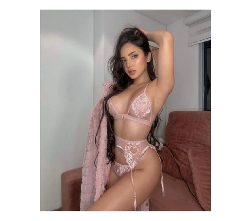 Escorts East London Walthamstow Central Station - East London - Photos for NEW MEL IN TOWN💜REAL PHOTOS😈