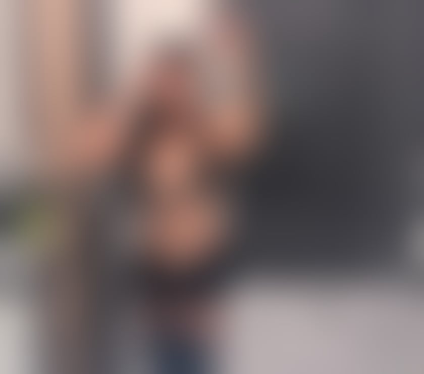 Escorts South East London Woolwich - South East London - Photos for HOT GIRL🔥 NEW IN TOWN✅BEST OWO💦BEST PARTY🍷