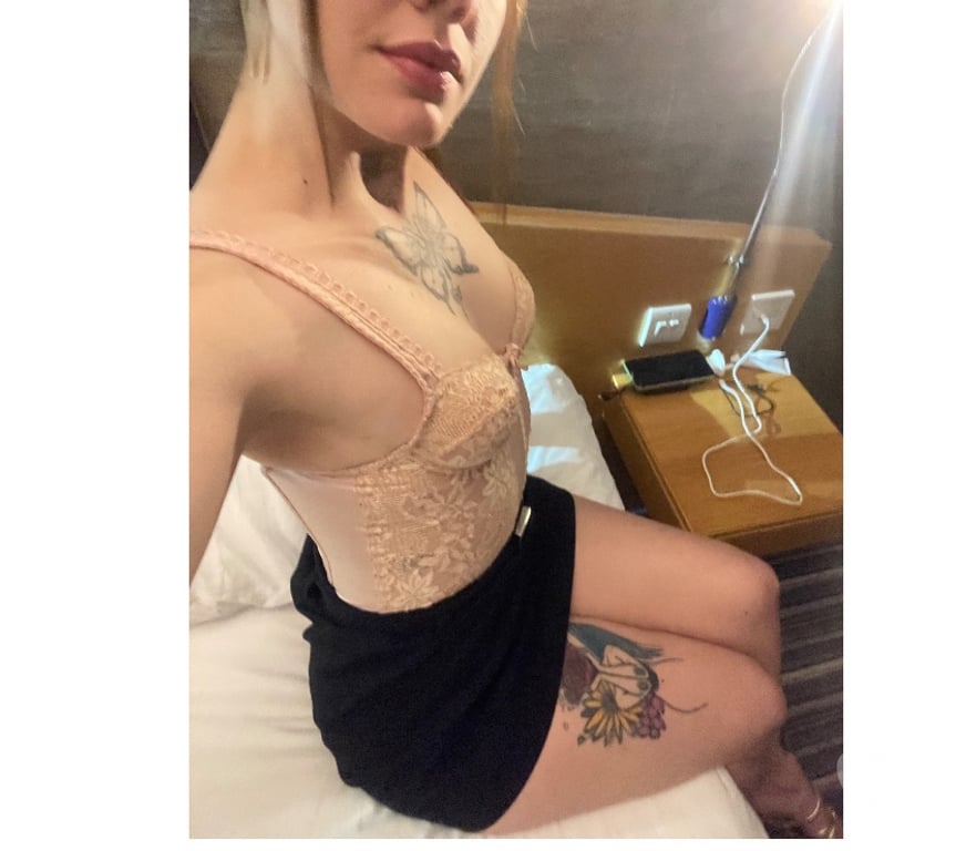 Escorts South West London Wandsworth - South West London - Photos for GINNY 👩‍❤️‍💋‍👨 GFE 🥳PARTY GIRL✨🎉