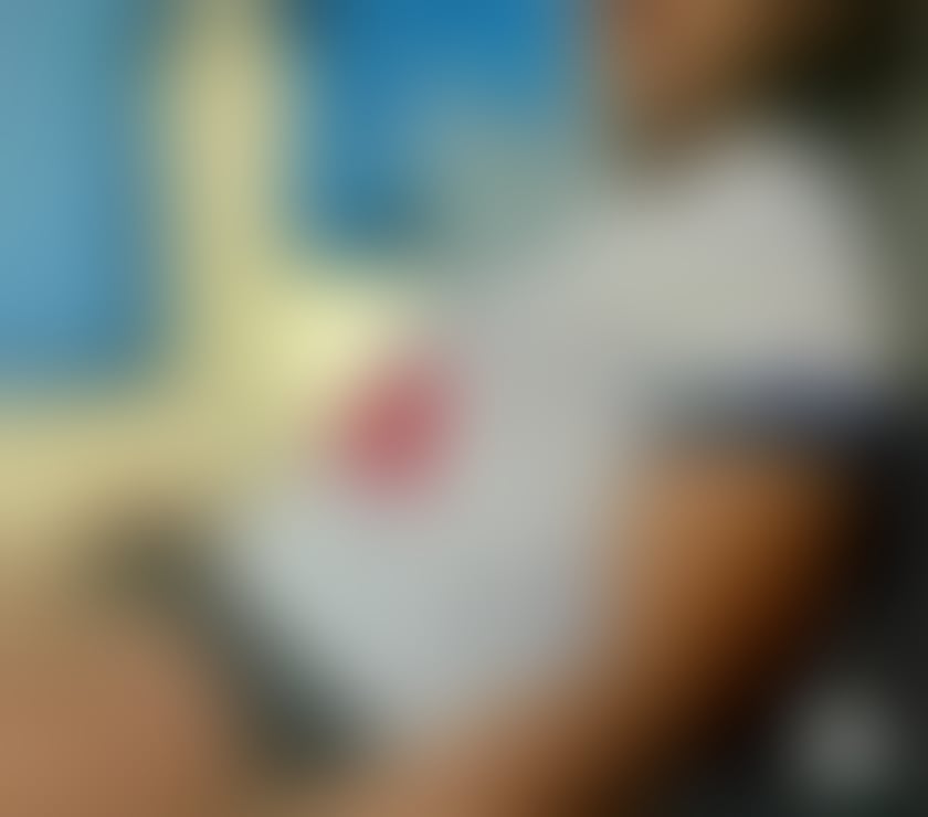  Gay massage Colindale North West London - Photos for Bi Hung. PLEASE email (email address is in the advert)!