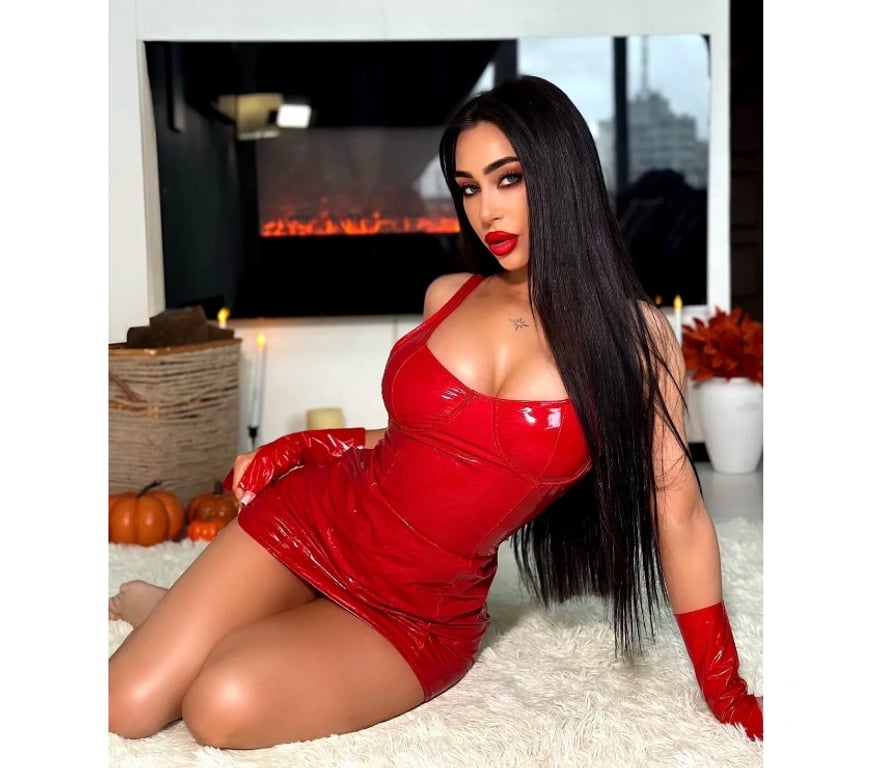 Escorts Essex Braintree - Photos for 🌸 New girl • Sweet, stylish & real • Outcall 🌸