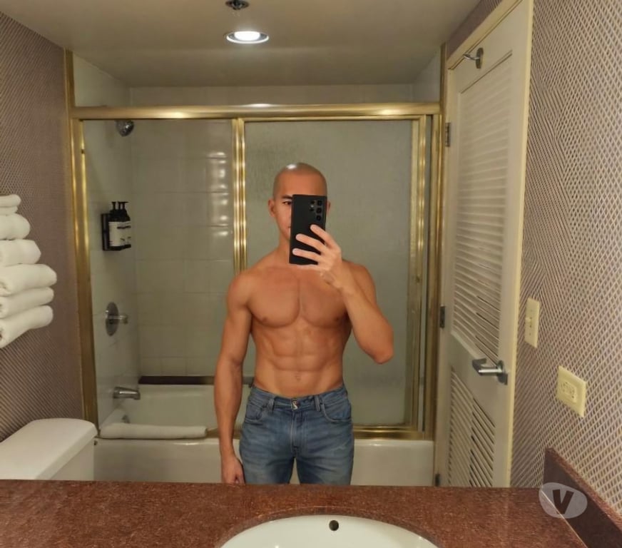 Escorts East London Aldgate East Station - East London - Photos for Gay Massage Relaxing