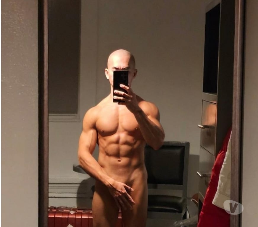 Escorts East London Aldgate East Station - East London - Photos for Gay Massage Escort