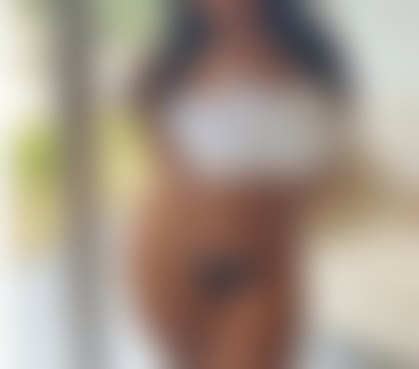 Escorts East London Havering - Photos for PARTY EBONY AFRICAN CURVY CHOCOLATE
