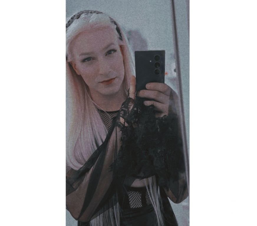 Trans Escorts Merseyside Liverpool - Photos for LEXI 😈 HOT BRITISH PARTYING TGIRL ✨️💯