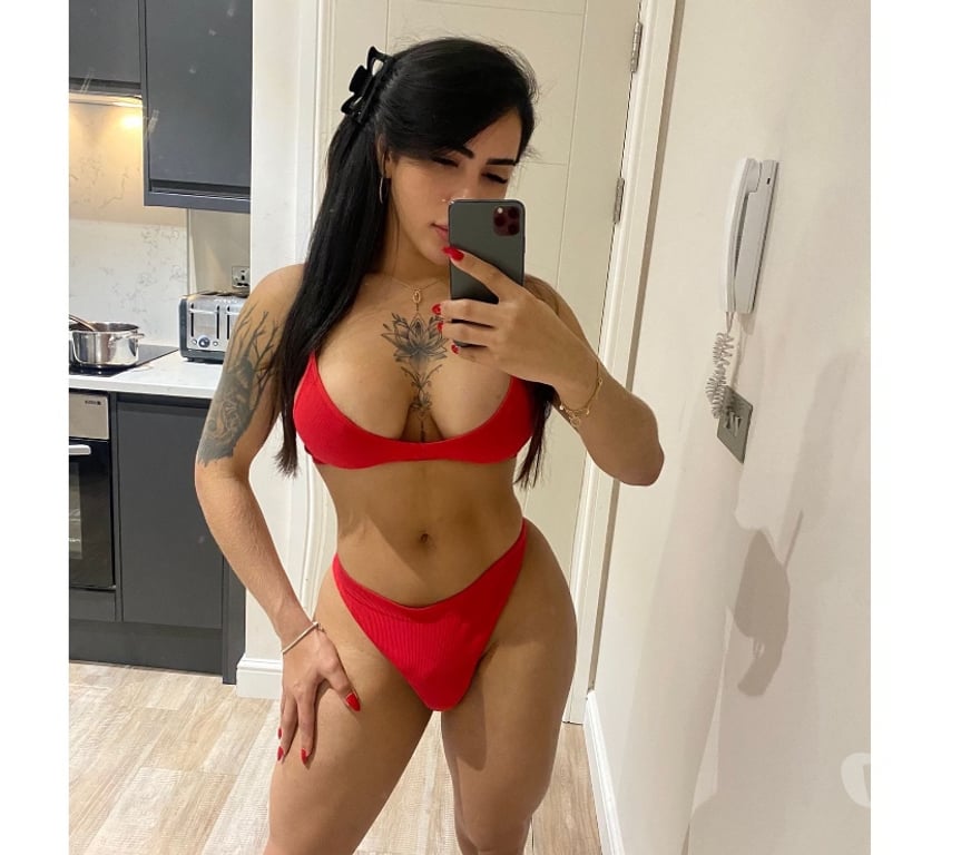 Trans Escorts West Yorkshire Leeds - Photos for Mikaela Brazilian girl Hot 💯Real