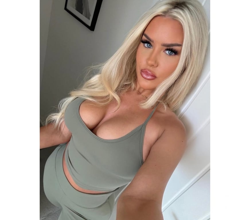 Escorts Lancashire Blackburn with Darwen - Photos for 🍑 OWO GFE- PARTY 🎉 GENUINE BRITISH⭐ 💋