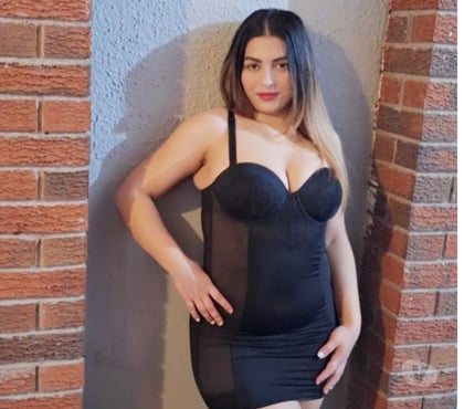 Escorts Crewe Cheshire East - Photos for Hi here its beautiful lady with best services and owo