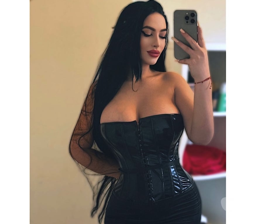 Escorts West Yorkshire Leeds - Photos for Maya new in city IN&OUT CALL