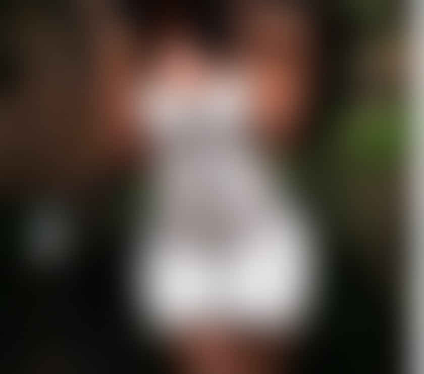 Black curvy goddess (Bibi)