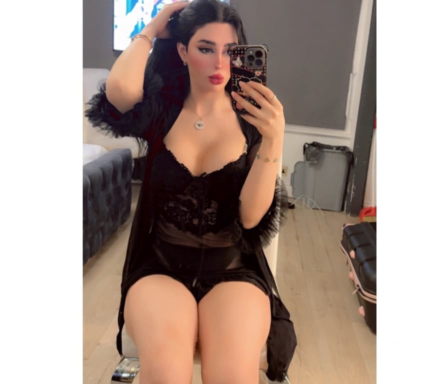 Trans Escorts Glasgow Glasgow City Centre - Glasgow - Photos for Hot Ts Lilly🍭 in the town super hot and feminine 🫦