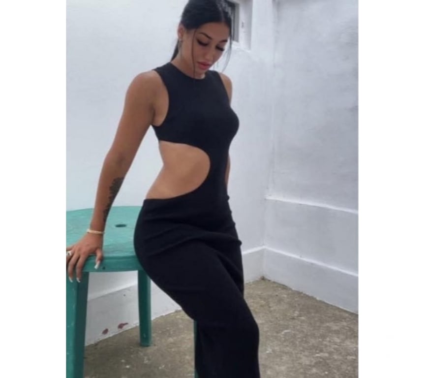 Escorts Surrey Reigate and Banstead - Photos for HORNY Emma ❤️PARTY GIRLS🥂OUTCALL ONLY