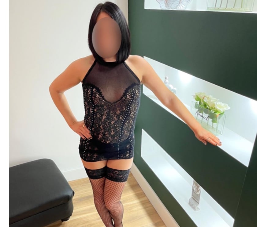 Escorts Dalmarnock Glasgow - Photos for Scottish Hot Attractive Friendly Lady