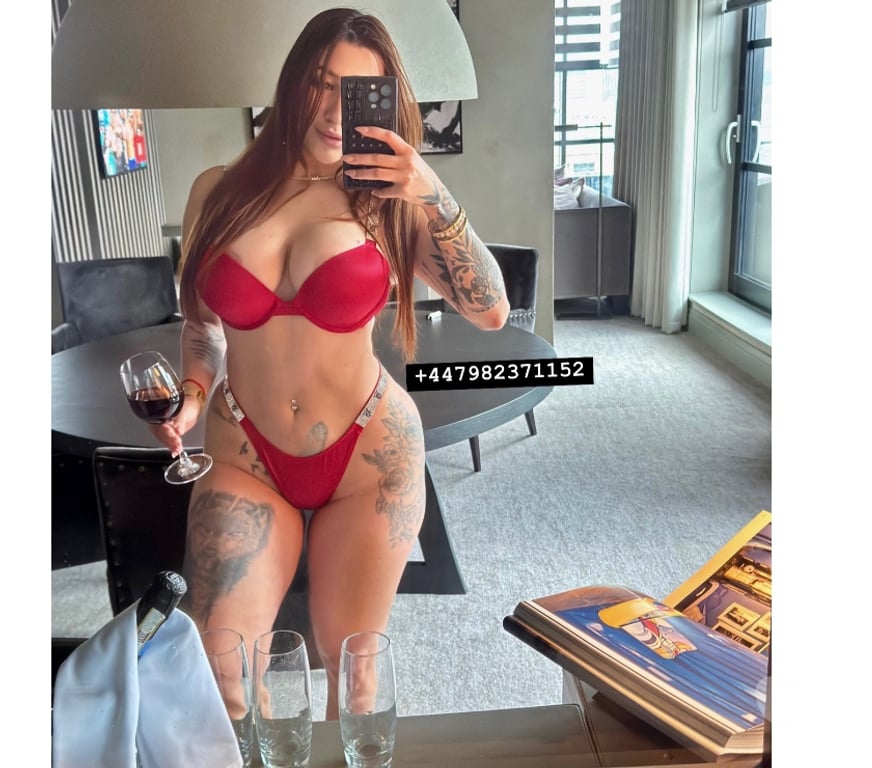 Escorts Bedfordshire Luton - Photos for NO RUSH 🇧🇷🔝PARTY🔝BIG ASS🍑RED SEXY 🍑