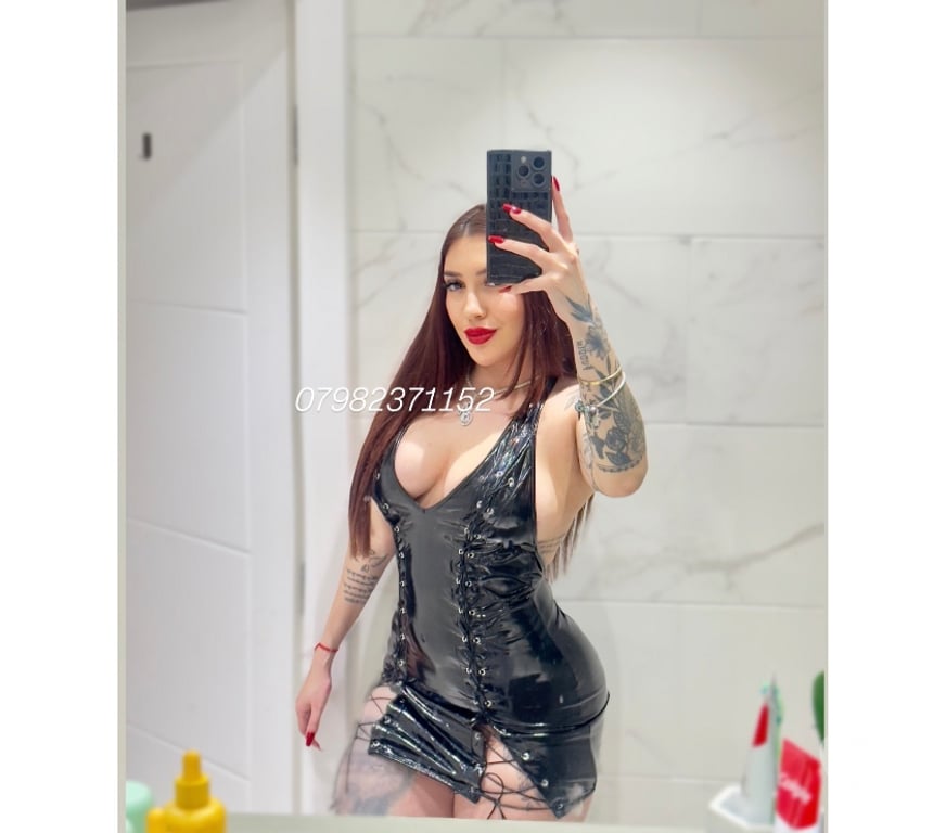 Escorts Bedfordshire Luton - Photos for NO RUSH 🇧🇷🔝PARTY🔝BIG ASS🍑RED SEXY 🍑