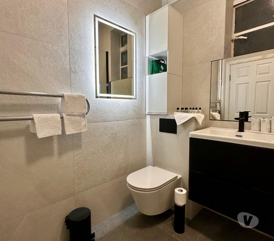 room to let Central London Bayswater Station - Central London - Photos for Ideal room for tourism or work stays. Shared with only one p