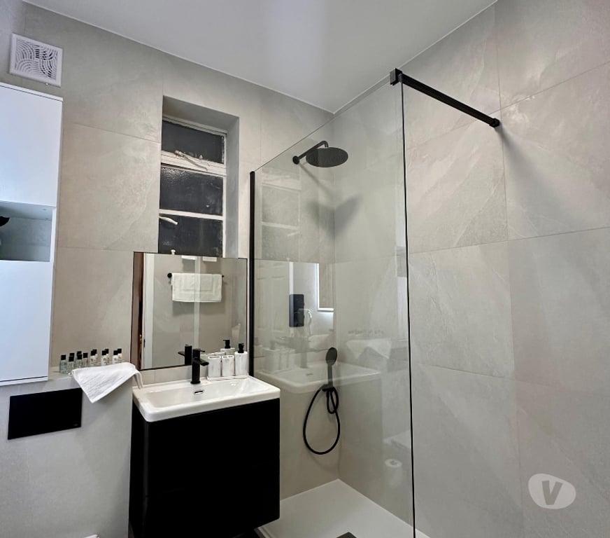 room to let Central London Bayswater Station - Central London - Photos for Ideal room for tourism or work stays. Shared with only one p