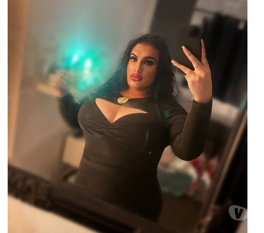 Escorts North West London Queensbury - Harrow - Photos for TRANS AMELIA FAT ASS SHEMALE PARTY 🍑❤️